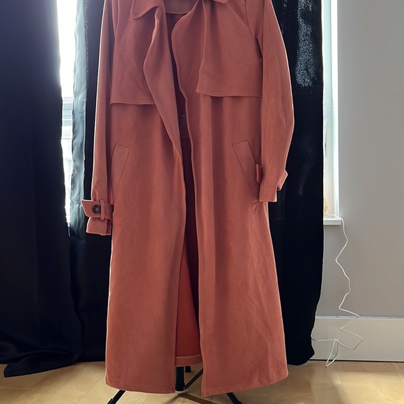 Trench coat - Picture 2 of 2